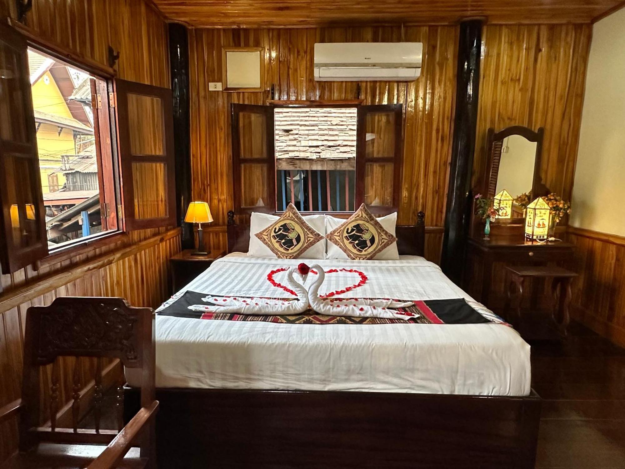 Villa Alounsavath Mekong Riverside Luang Prabang Extérieur photo