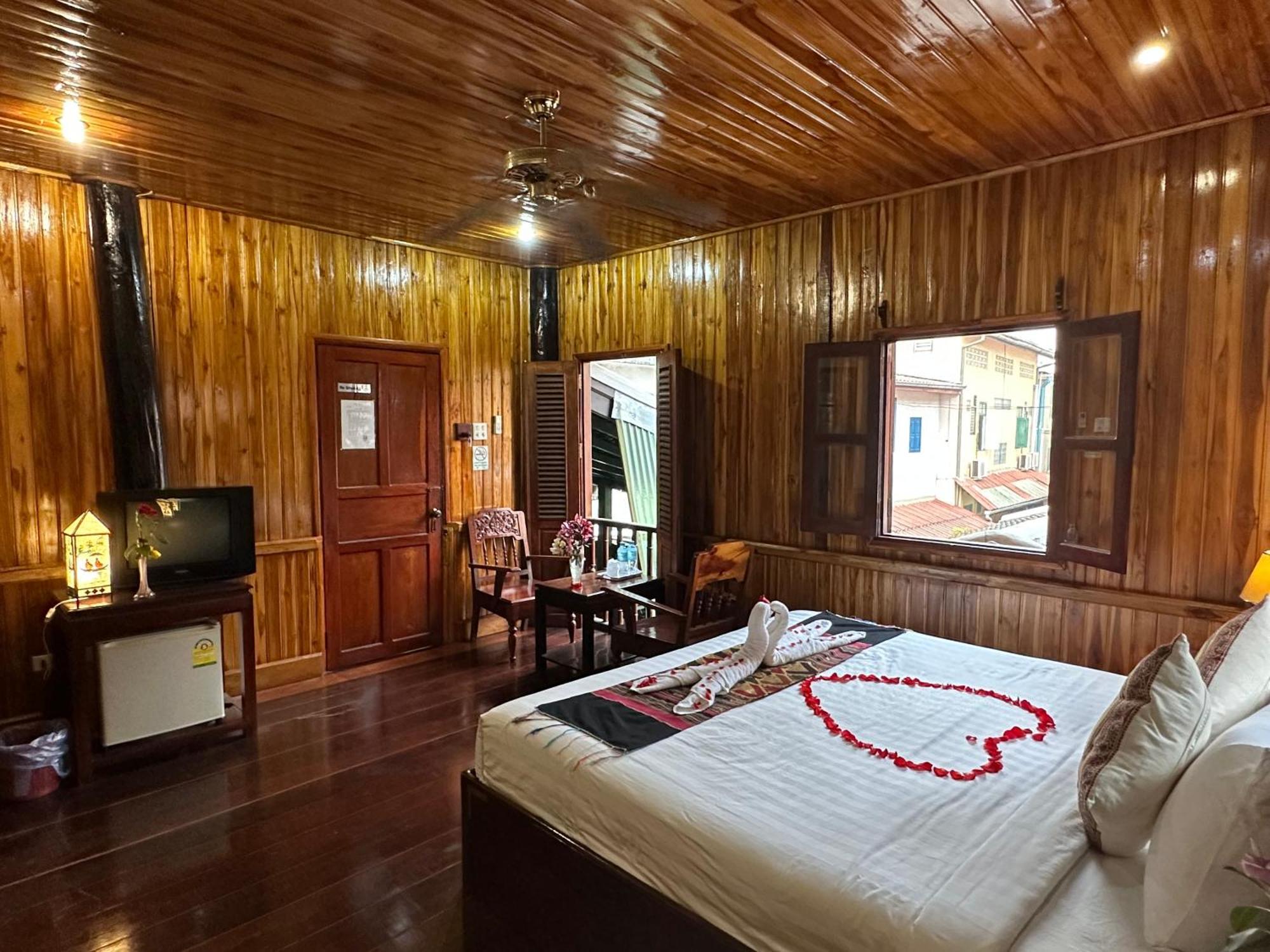 Villa Alounsavath Mekong Riverside Luang Prabang Extérieur photo